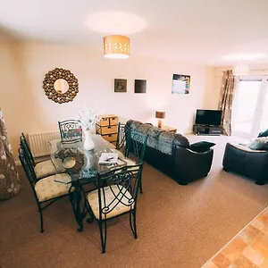 Centre Penthouse Apartment